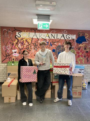 60 Pakete für die Laufer Tafek