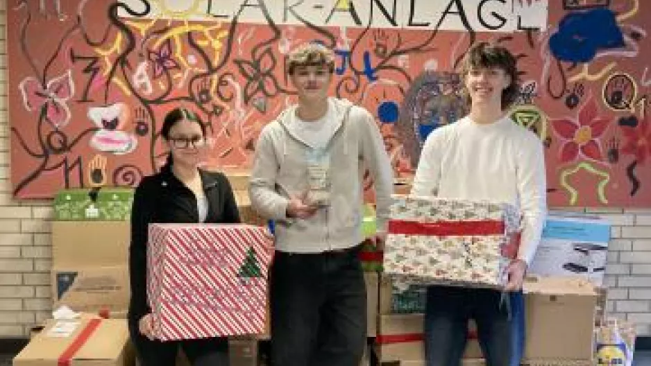 60 Pakete für die Laufer Tafek