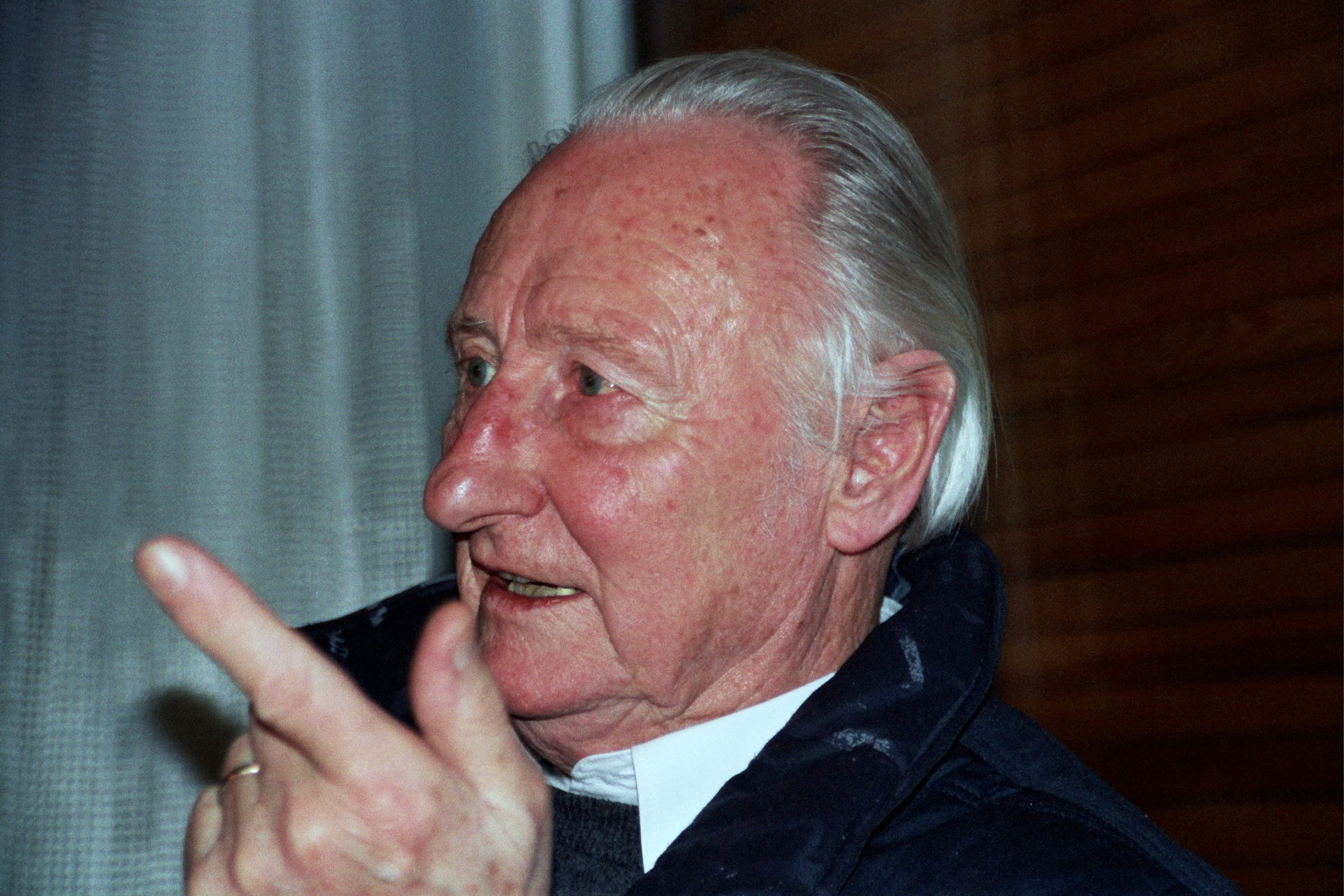 1. Schulleiter: Rudolf Neugebauer