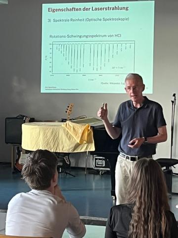 Prof. Braun