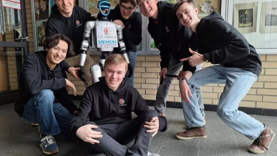 Humanoider Roboter zu Besuch