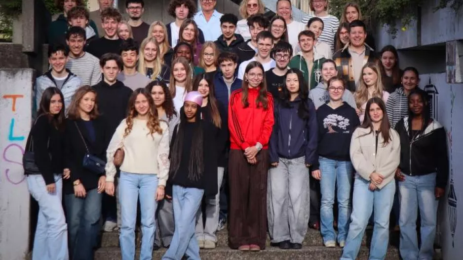 Die Schülerinnen und Schüler aus Bordeaux zu Besuch in Lauf . 