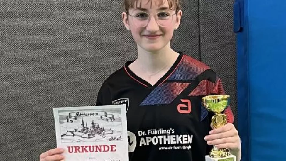 Larissa Wolf bei der Siegerehrung.
