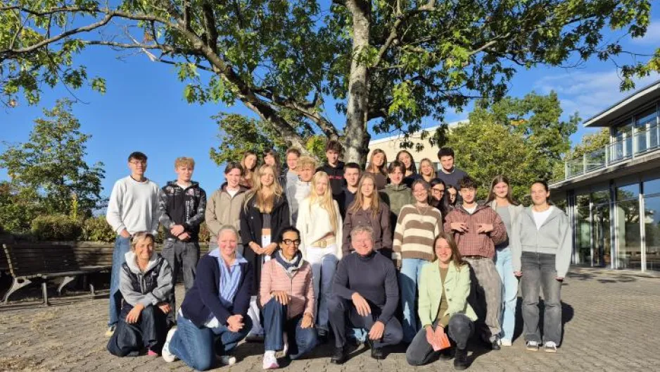 Gruppenbild mit den Austauschschülern aus Prato und ihren Lehrkräften. 